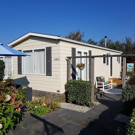 Strandhuis De Zon - Recreatiepark De Watersnip Petten Luaran gambar